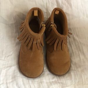 Carter’s Mocassins